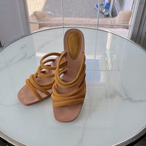 Gorman mustard suede strappy slides SZ 40